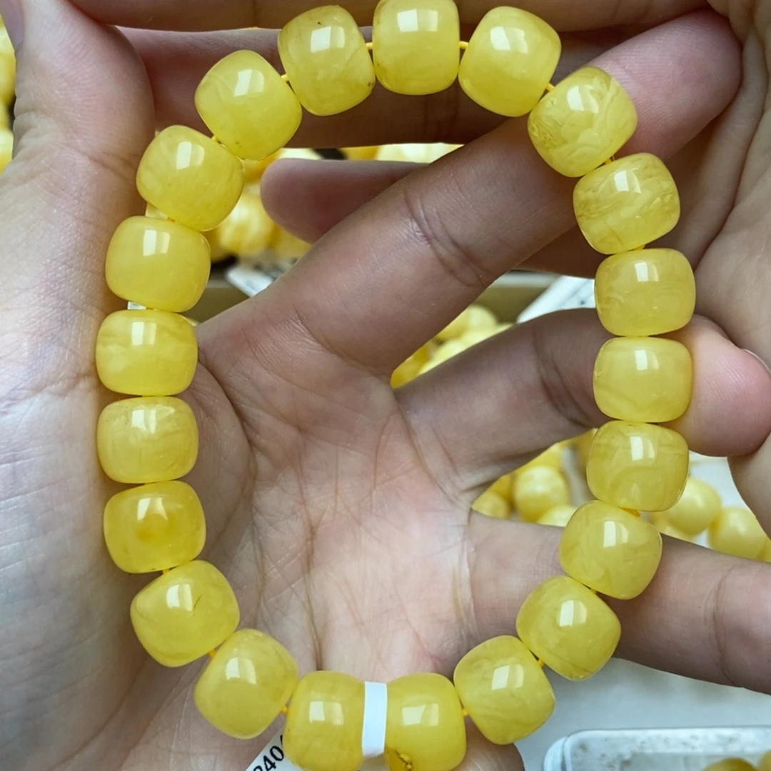琥珀未镶嵌珠宝奇石11
