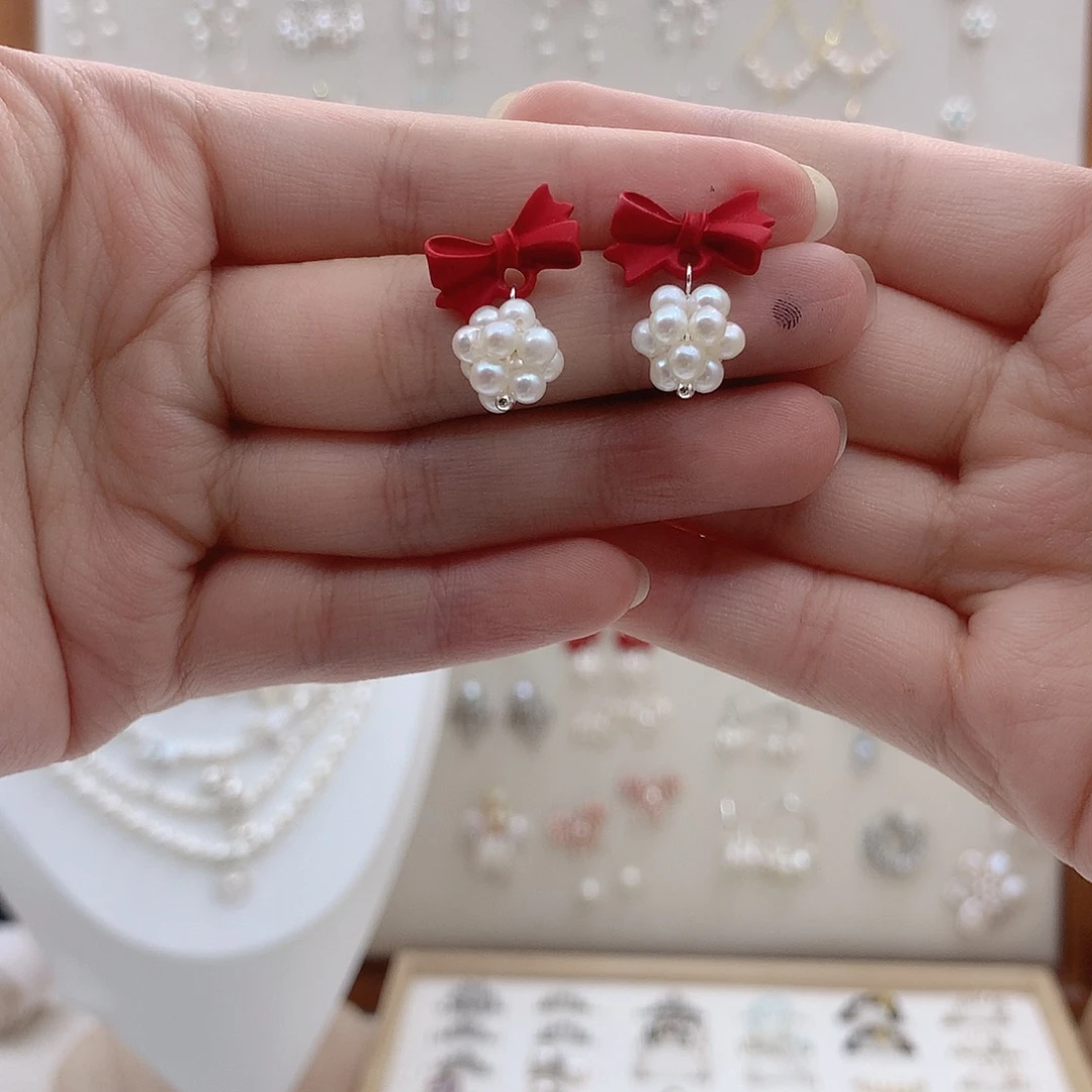 银S925镶嵌淡水珍珠耳饰