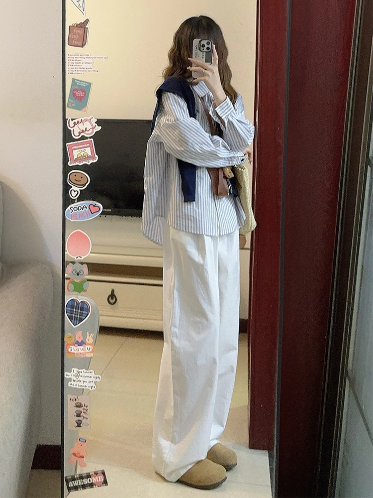 小个子入秋一整套穿搭蓝色披肩衬衫白色休闲裤时尚气质显瘦两件套