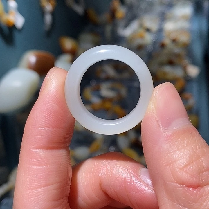 和田玉未镶嵌颈饰和田玉戒圈19mm内径