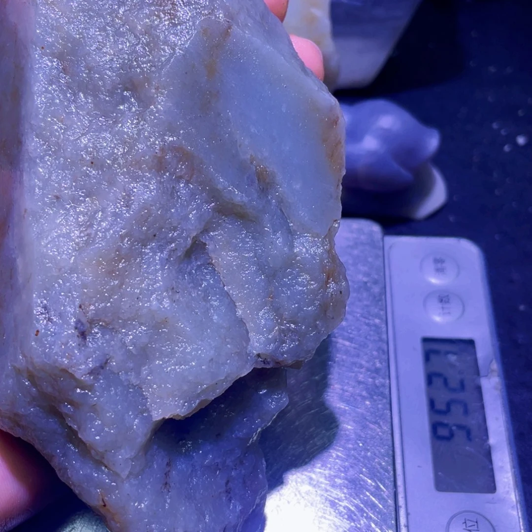 和田玉未镶嵌珠宝半成品