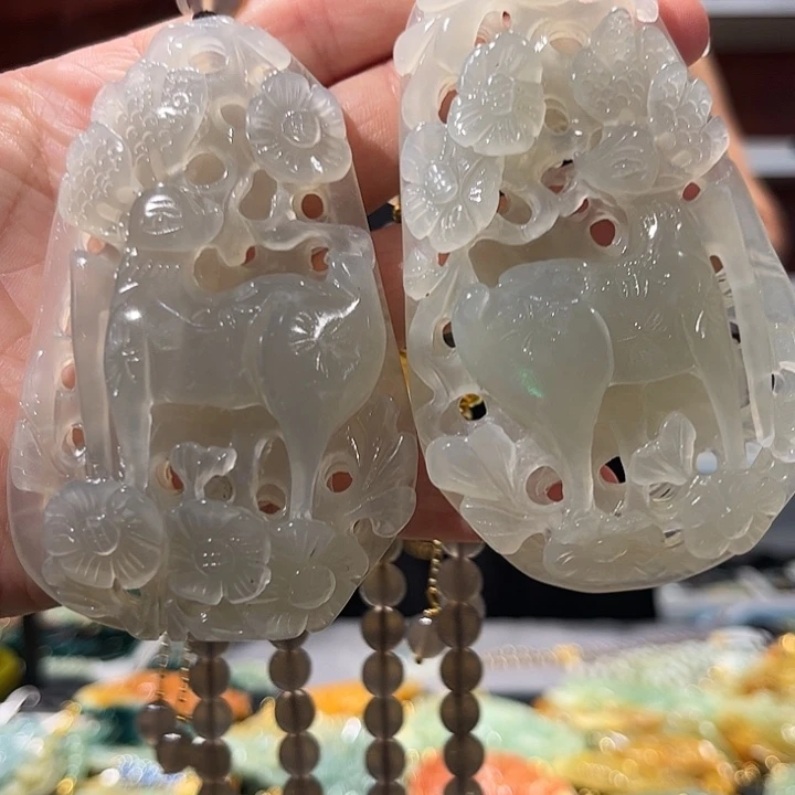 岫玉未镶嵌毛衣链