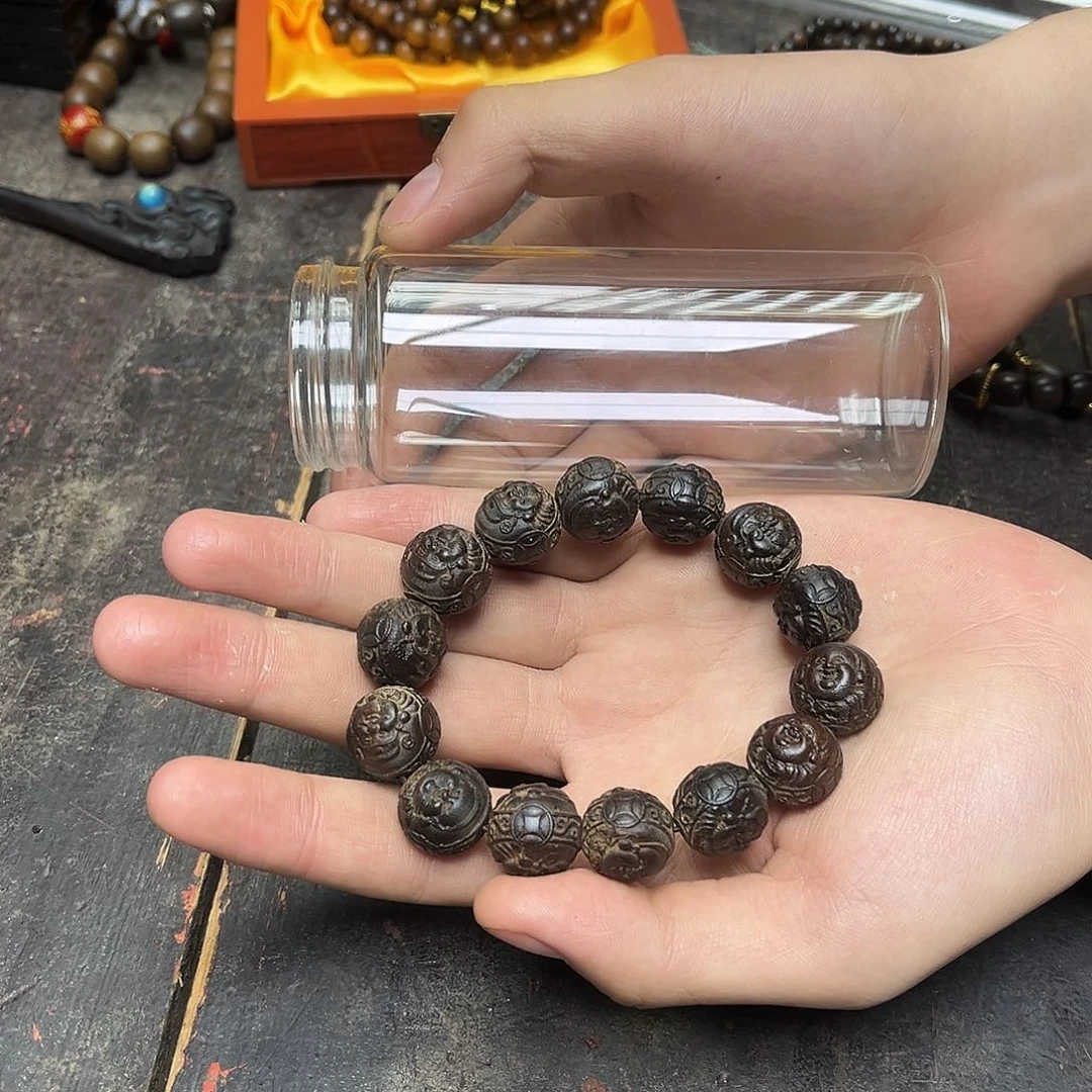 大叶紫檀（黑酸枝木类）