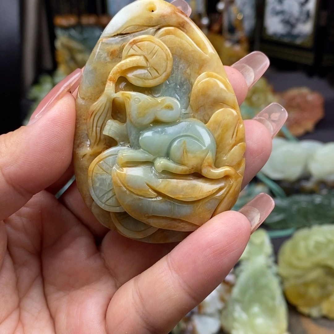 蛇纹石玉未镶嵌吊坠(赠链)