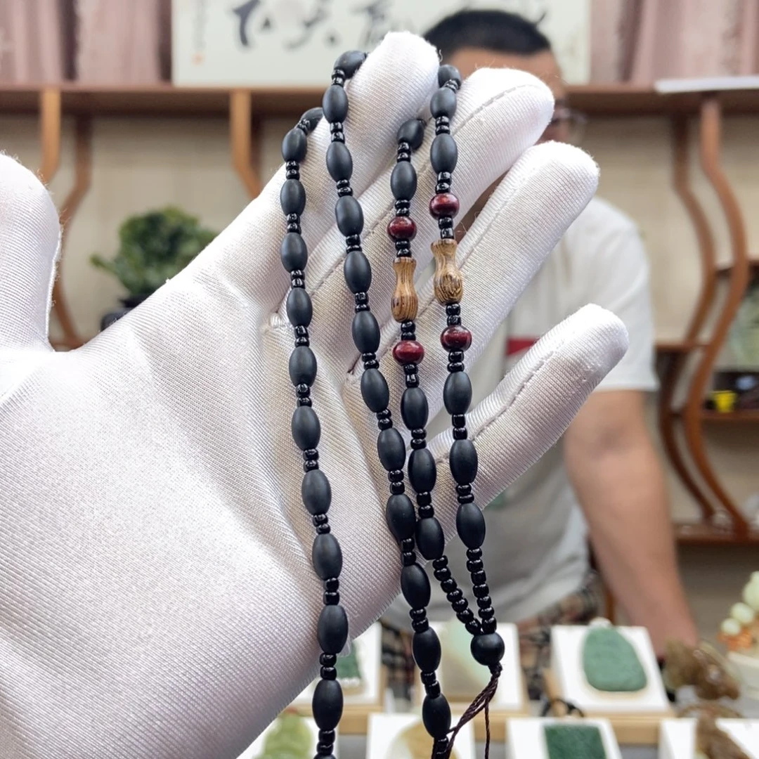 黑曜岩未镶嵌颈饰