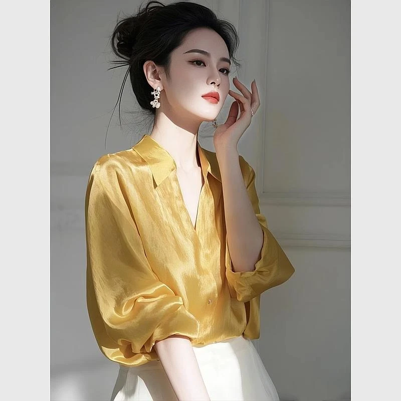 高级感轻奢黄色V领衬衫女2025春季新款今年流行气质通勤长袖衬衣