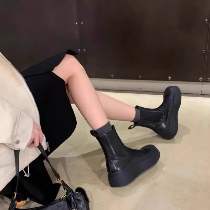 『万达撤柜』牛皮版~真皮厚底切尔西短靴女英伦风马丁靴百搭烟筒