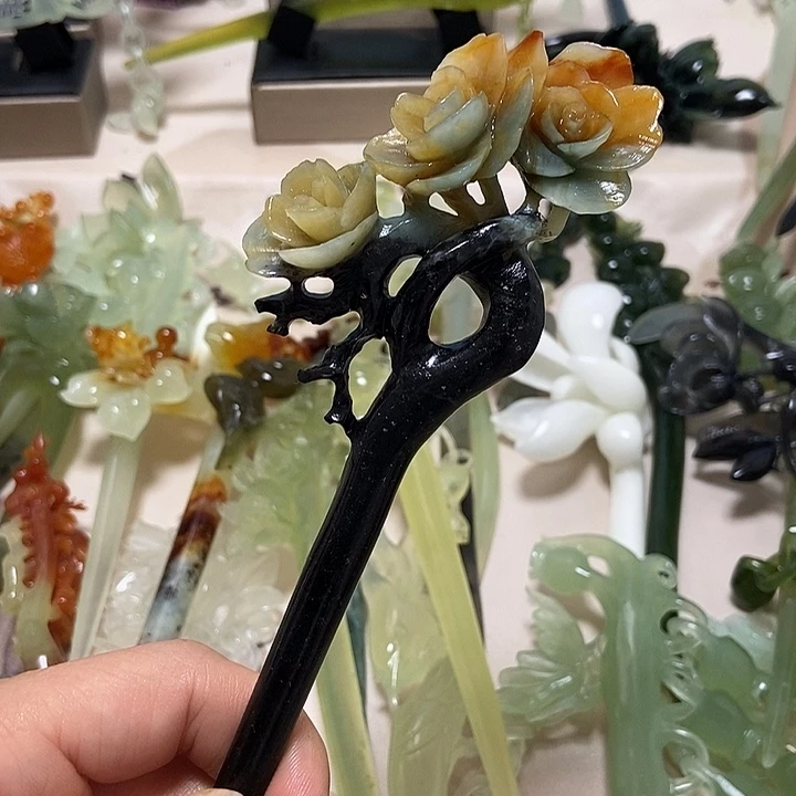 皇***授蛇纹石玉未镶嵌发簪