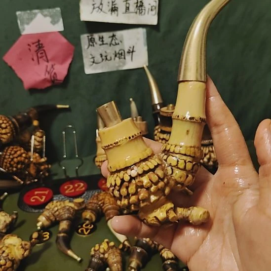 爱***苏贵州特色竹根烟斗工艺品手把件