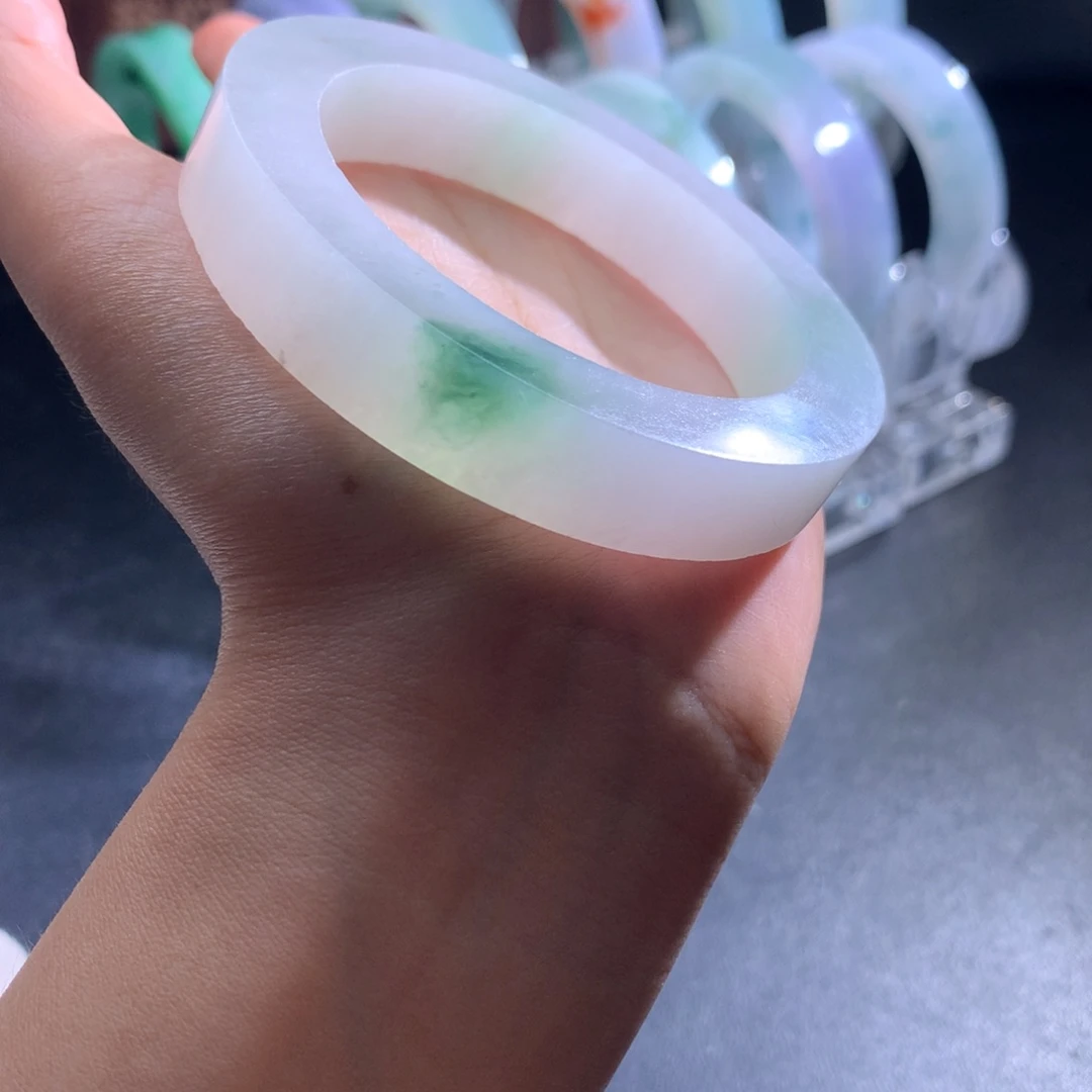 定制翡翠手镯未镶嵌