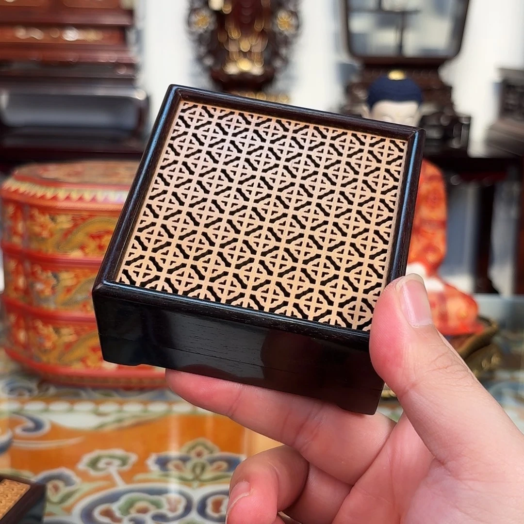 紫檀木类成套家具小叶紫檀香盒