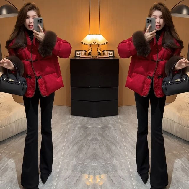 2025早春新款网红爆款减龄新中式国风毛毛袖洋气提花复古女士外套