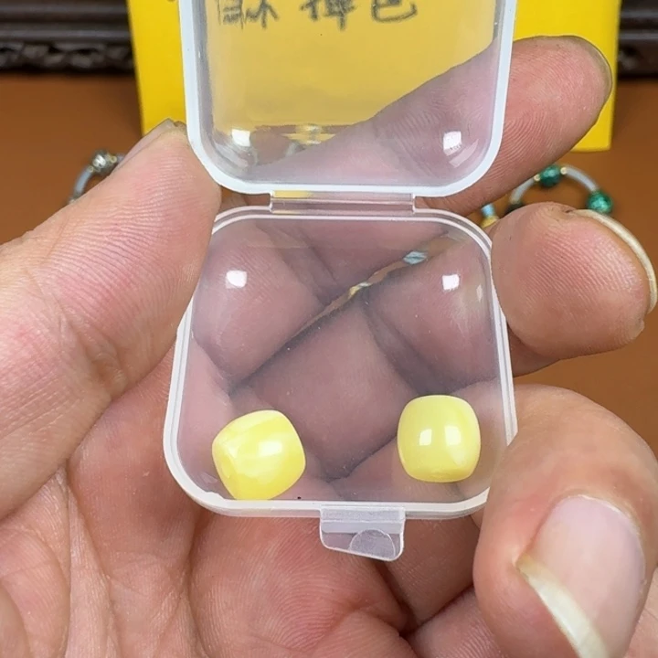 合成碳硅石铜合金文玩配饰蜜小辣老型8