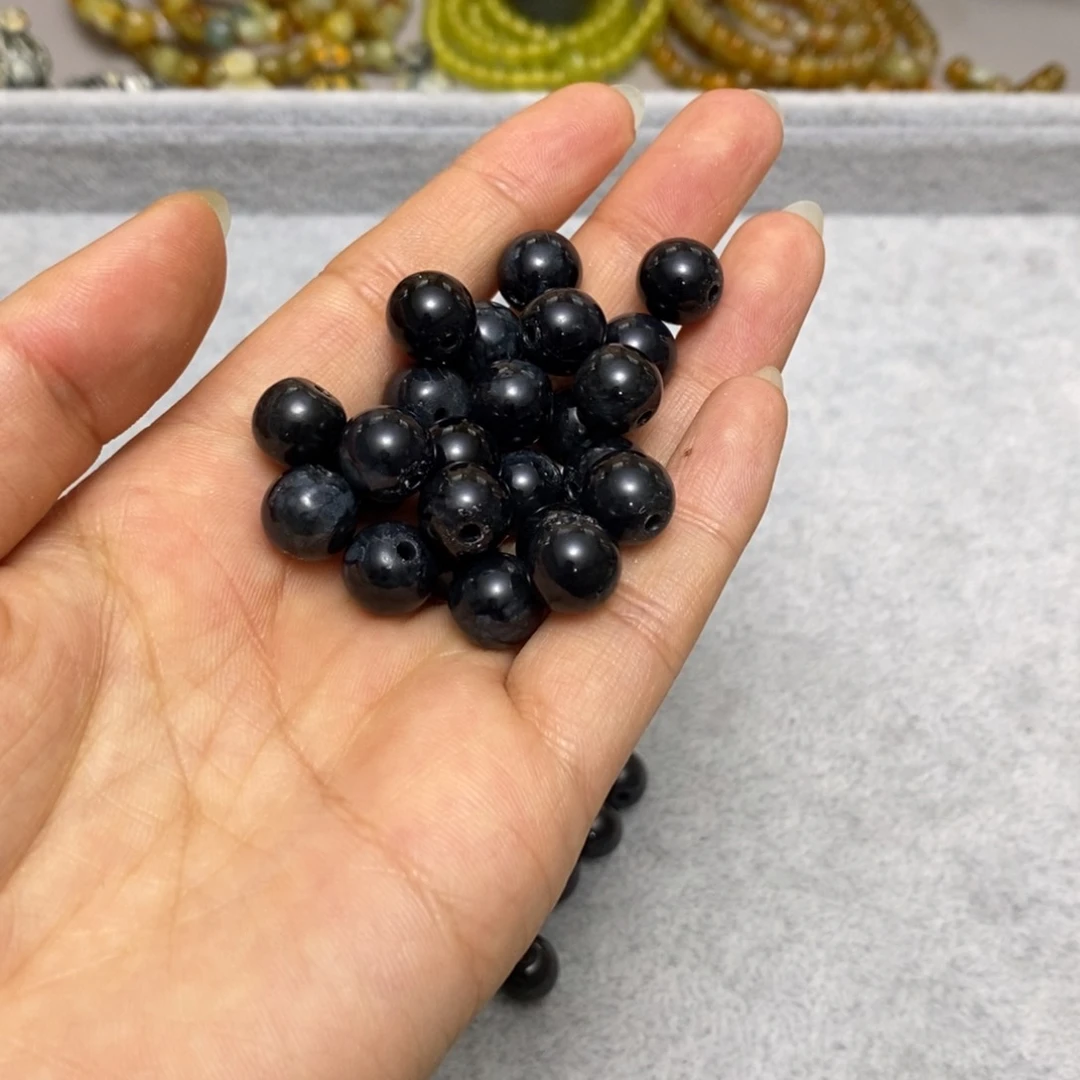 蛇纹石玉未镶嵌配饰冷**心