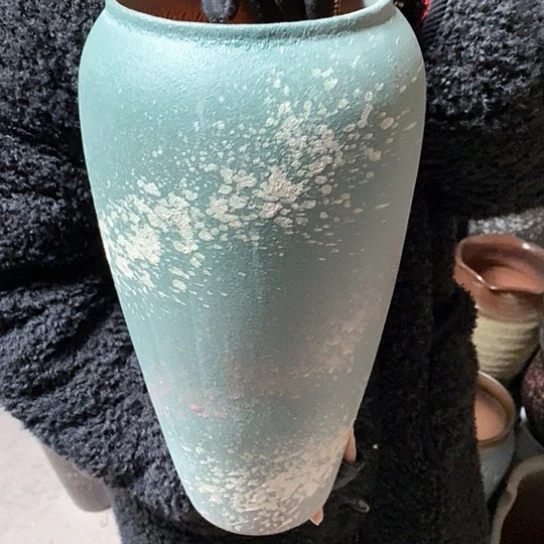 紫砂花盆口15高38，绿泼墨，微瑕