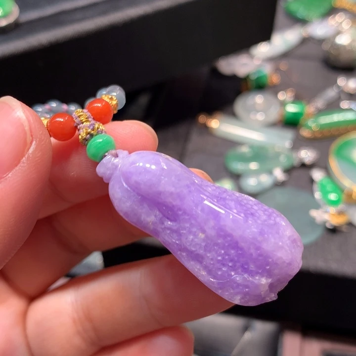 【闪购商品】颈饰未镶嵌翡翠翡翠