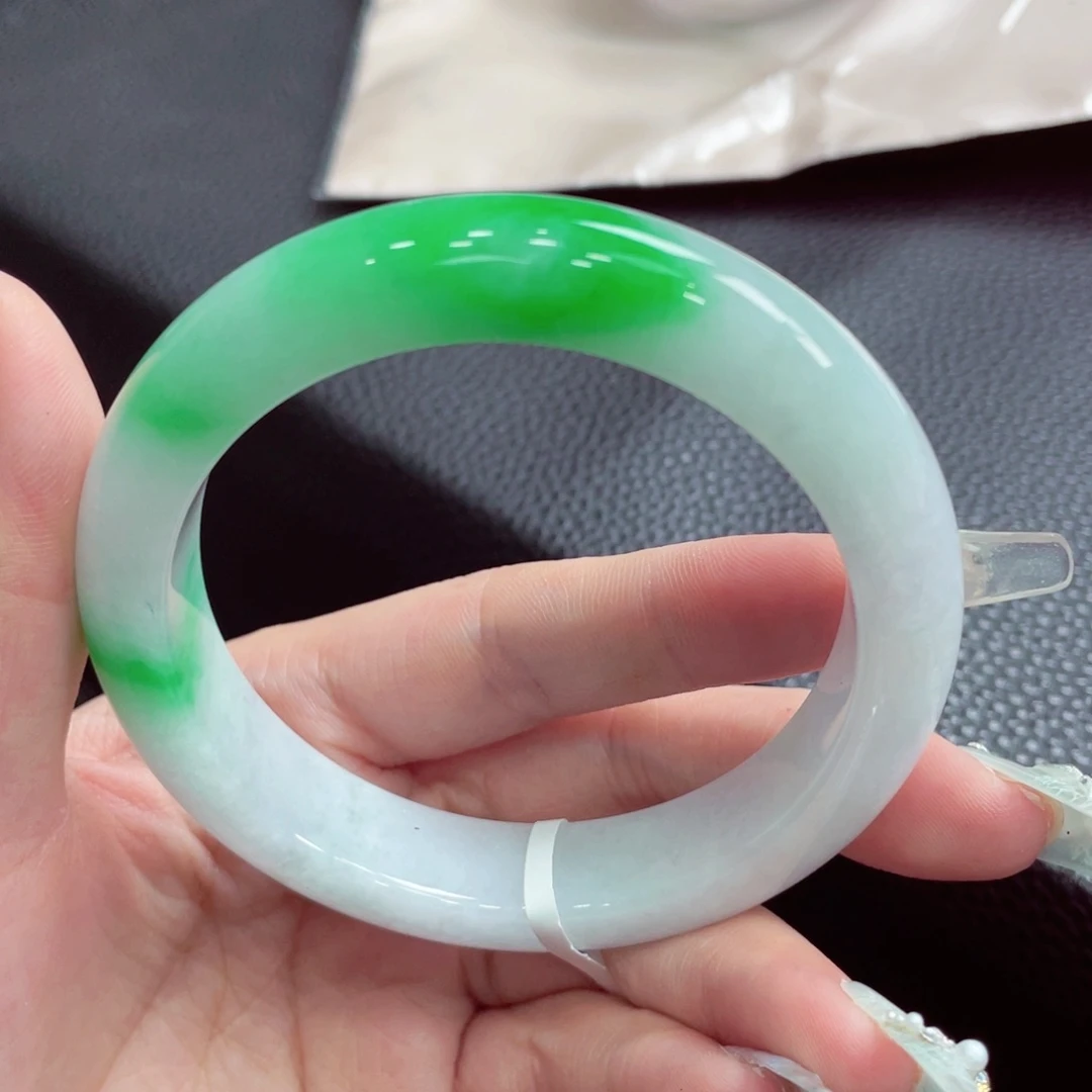 未镶嵌手镯翡翠翡翠