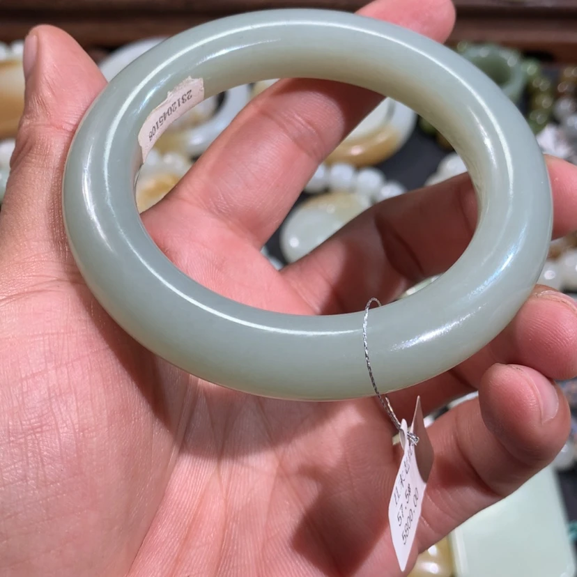 【闪购商品】和田玉手镯未镶嵌新疆且末近矿青白奶蓝手镯