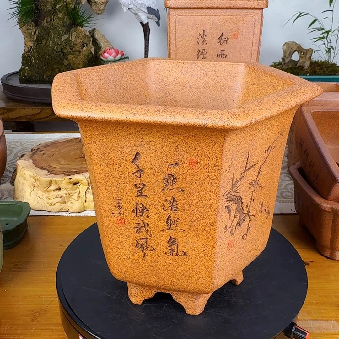 紫砂花盆顺**六紫砂花盆微瑕