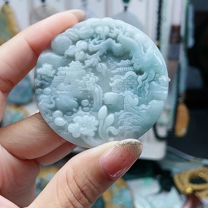 翡翠未镶嵌颈饰翡翠