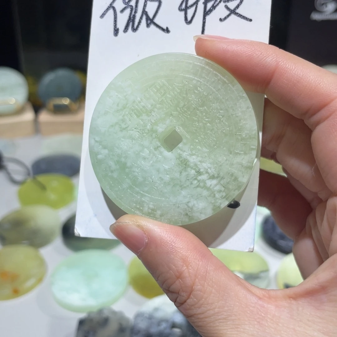 岫玉未镶嵌颈饰颈饰14