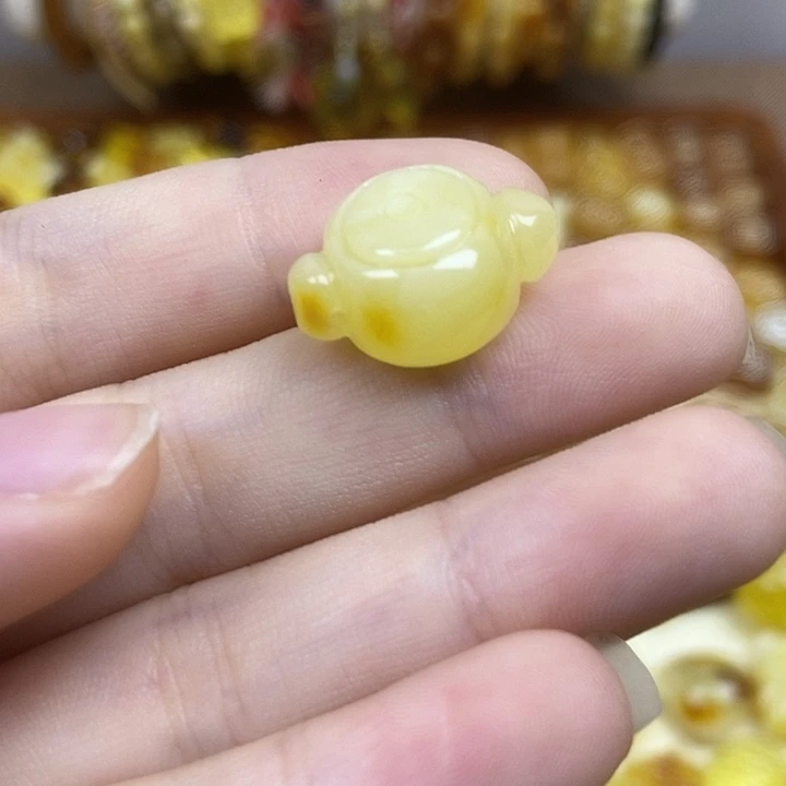 橄榄核吊坠把把胡