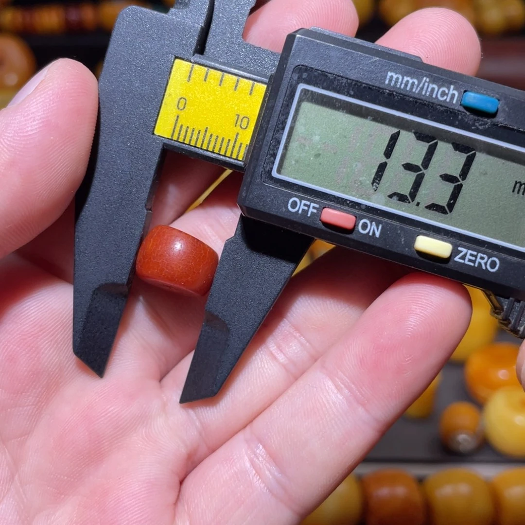 琥珀未镶嵌裸石马蹄