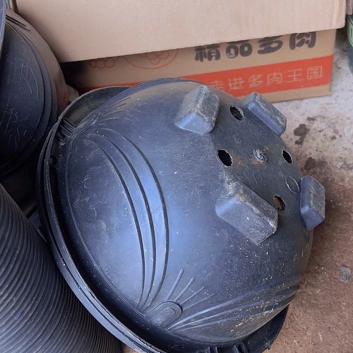 黑色吊兰盆口径27高12发8个