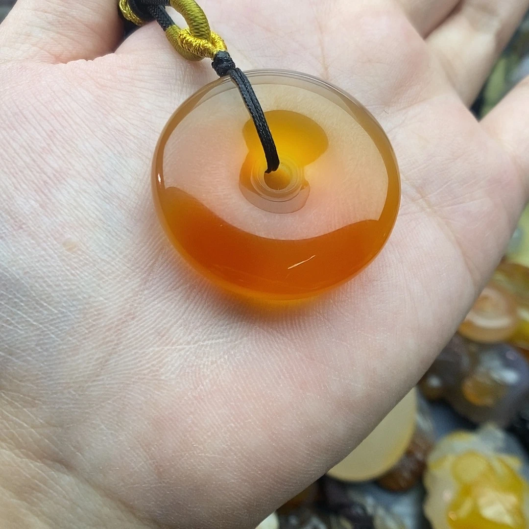 未镶嵌颈饰玛瑙/玉髓