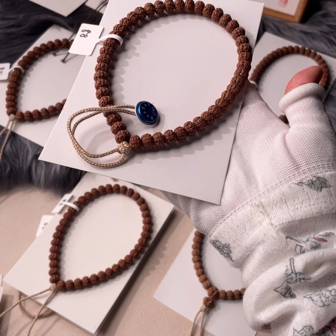 吊坠金刚菩提纯血勿里达老树王8.8mm