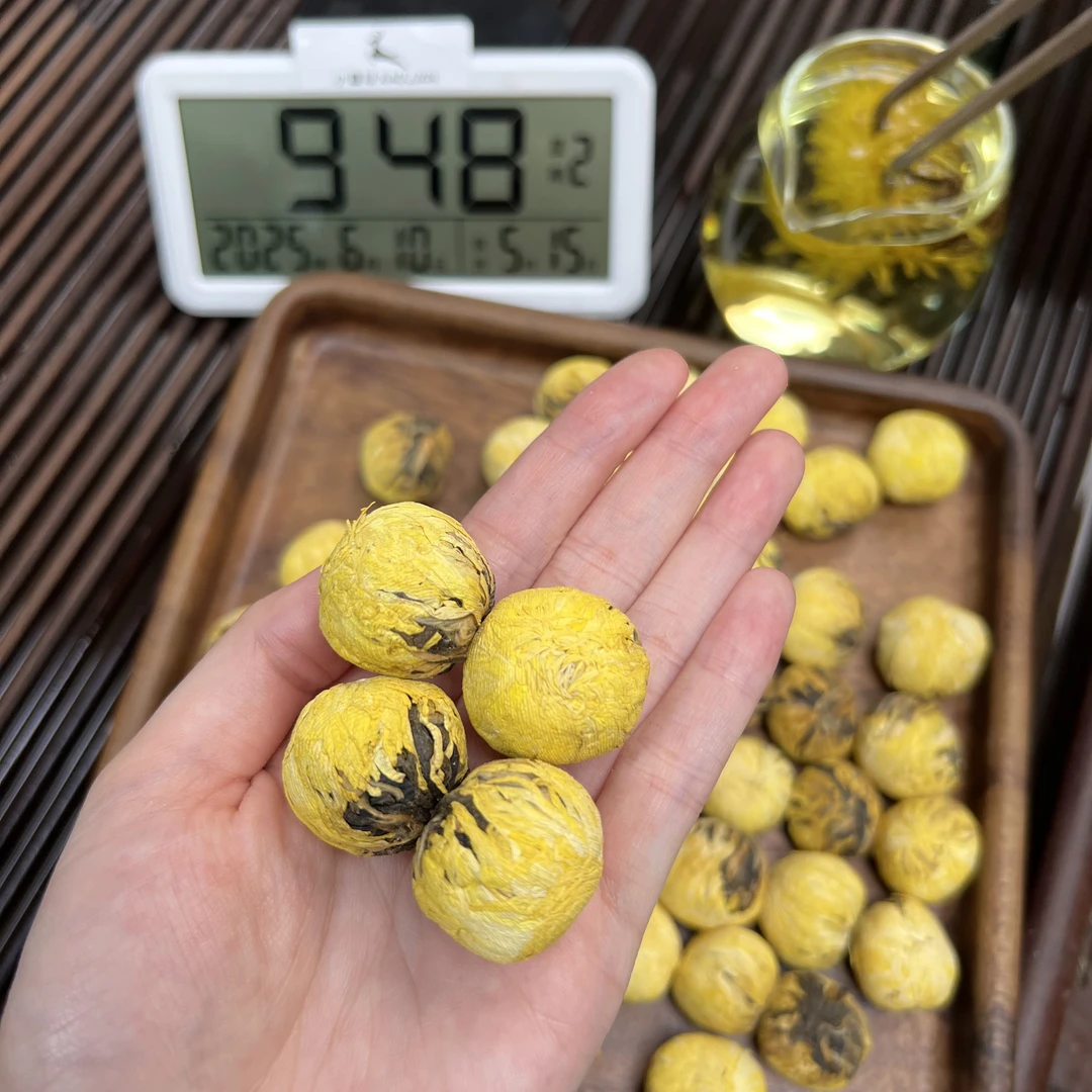 云南滇红菊花绣球 小鹿收茶  菊花红茶 6月10