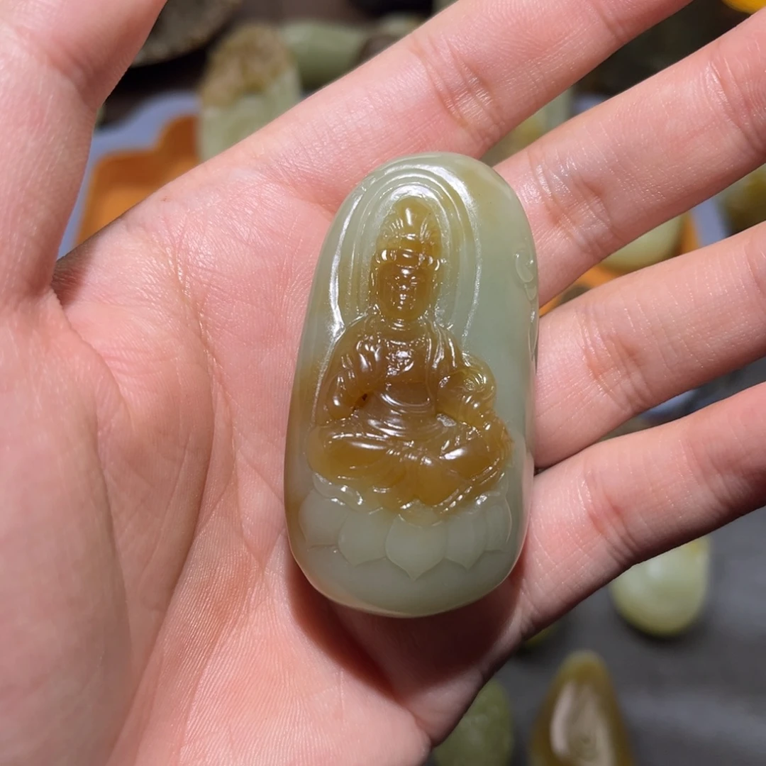 和田玉未镶嵌挂件