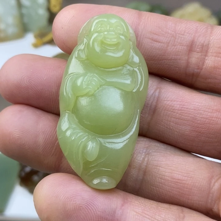 和田玉（黄玉）未镶嵌颈饰