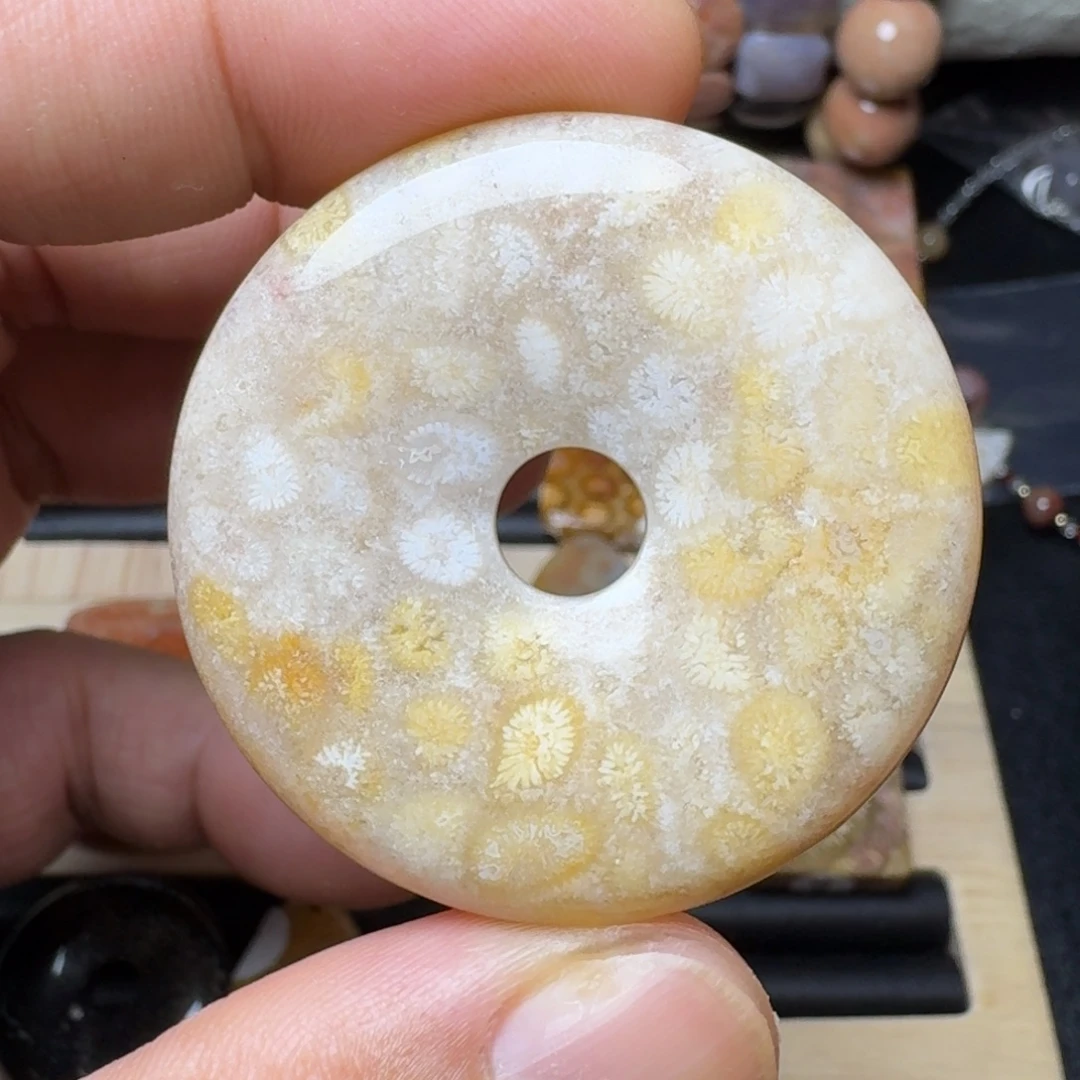 硅化玉未镶嵌纯天然色有机玉石保真色特价无珠无绳