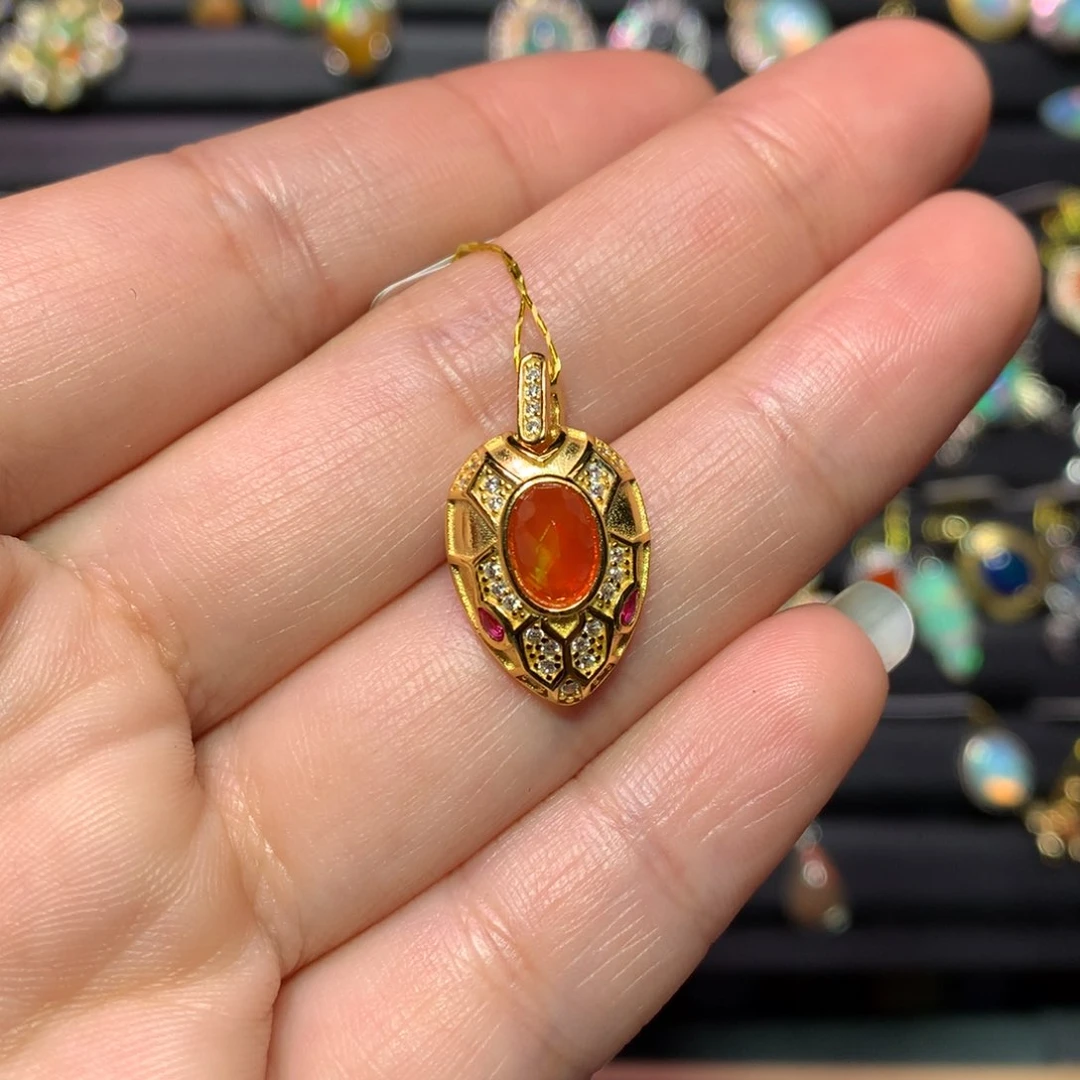 欧泊吊坠款式银S925镶嵌