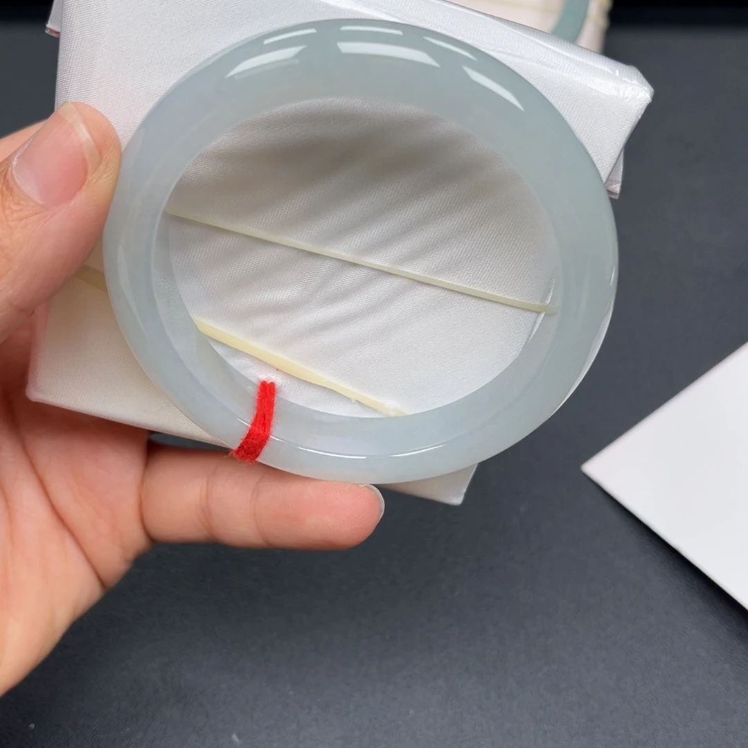 翡翠未镶嵌手镯手镯