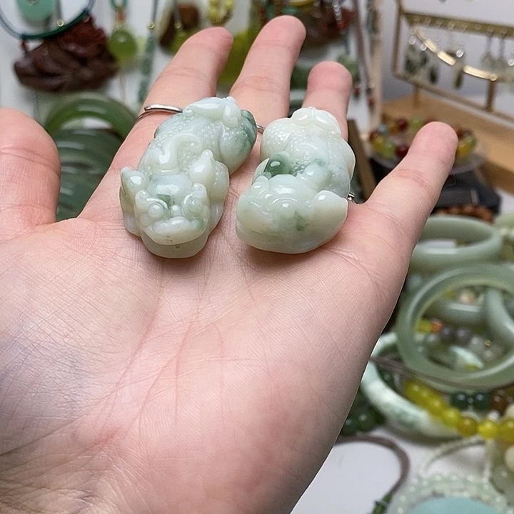 蛇纹石玉颈饰未镶嵌岫玉9