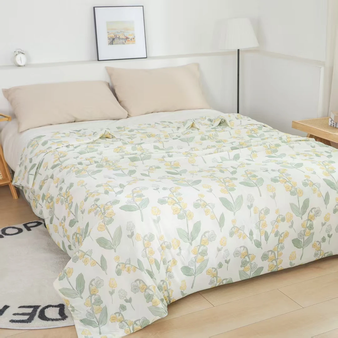 凉感丝夏被 空调被，透气舒爽亲肤水洗夏凉被薄款机洗学生贴身夏天