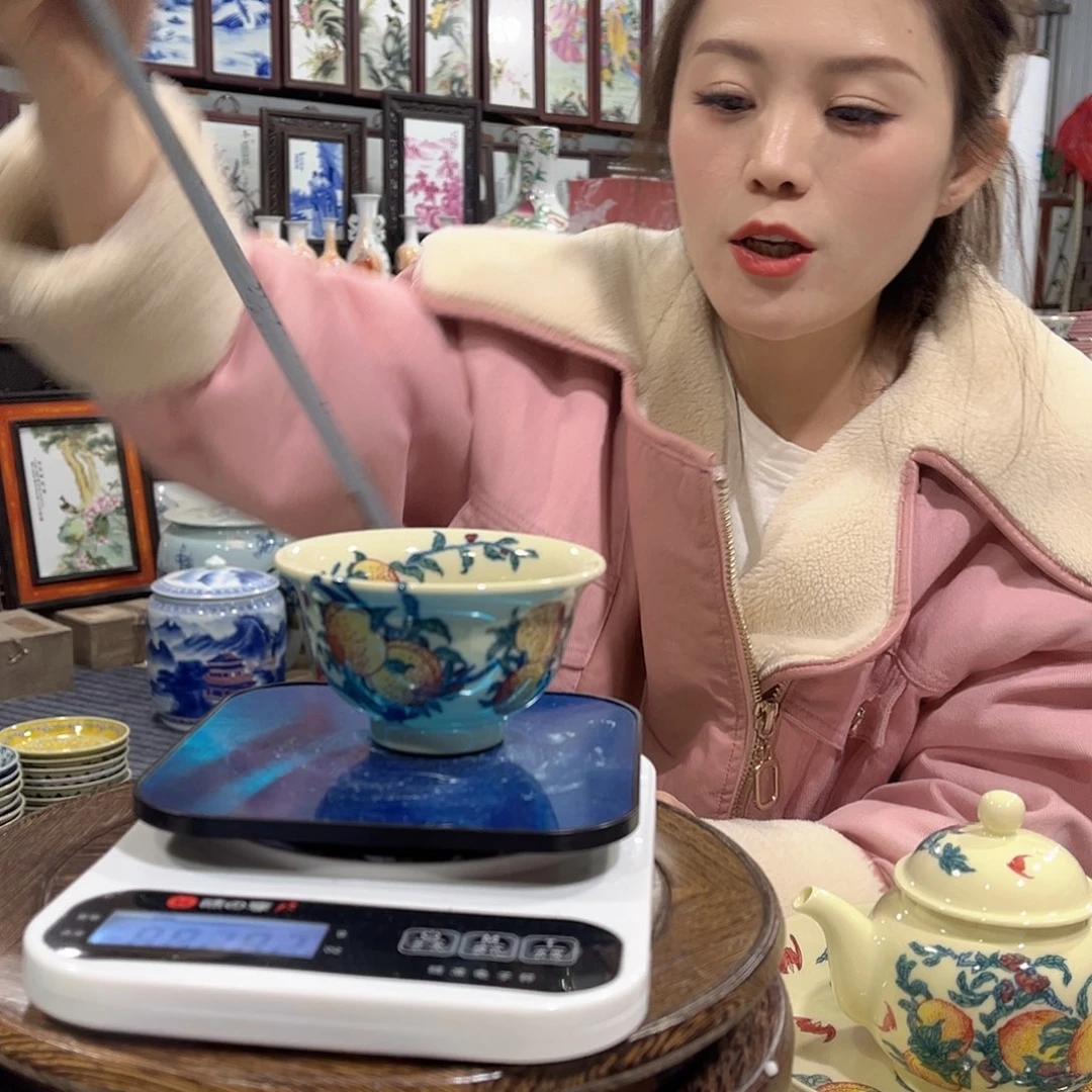 摆件陶瓷//////景德镇陶瓷瓷器。