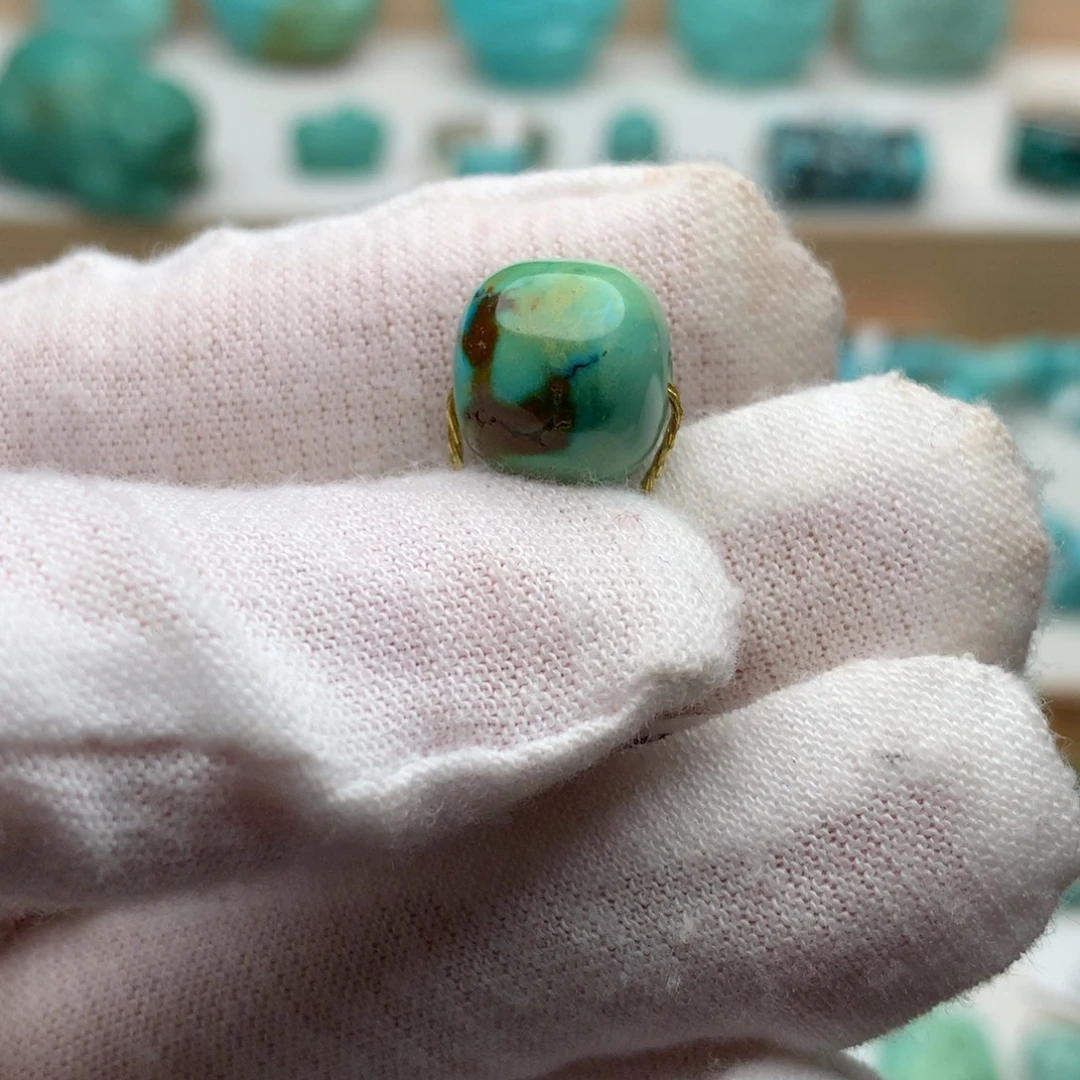 绿松石未镶嵌珠宝奇石高瓷文峰矿口老型11.6*10.6mm