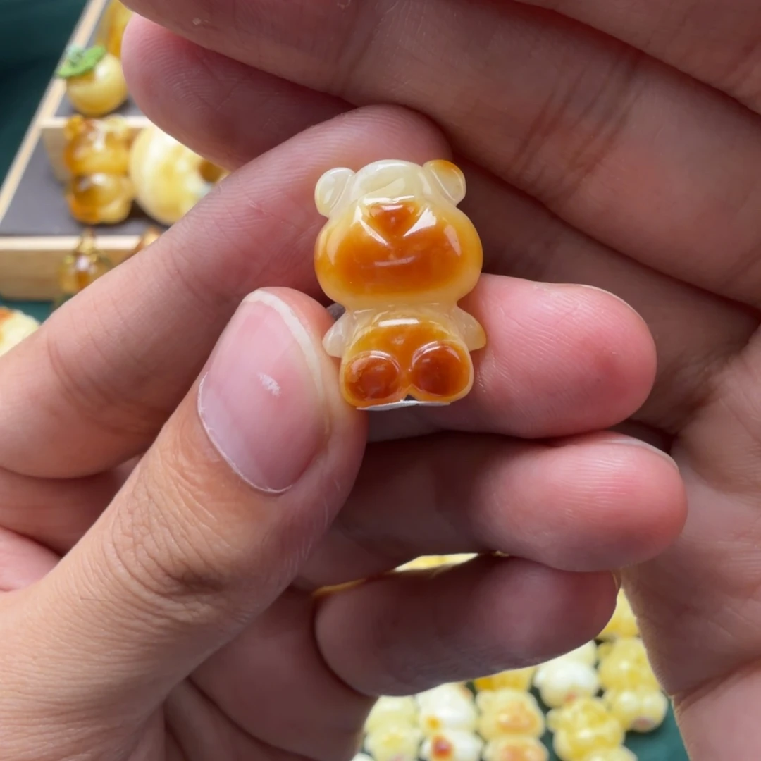 琥珀未镶嵌裸石蜜蜡