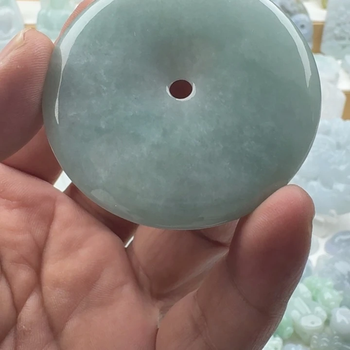 翡翠未镶嵌颈饰天然缅甸A货翡翠