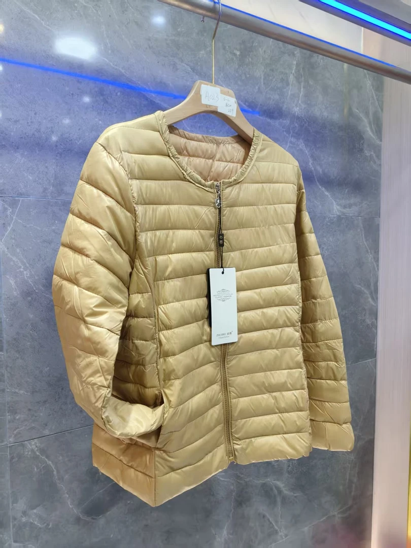 A023时尚新款圆领保暖棉服时尚棉服百搭女装