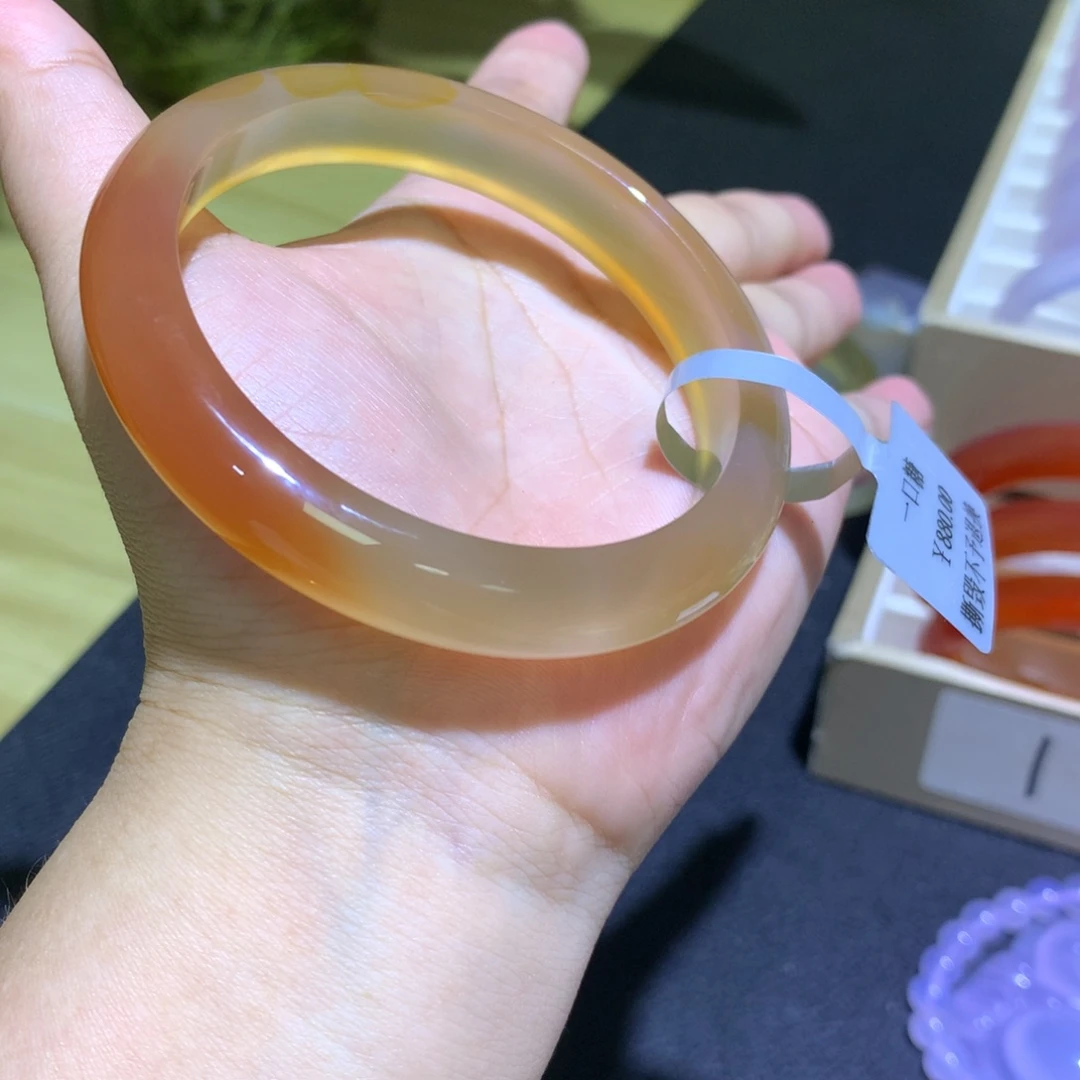 手镯玛瑙/玉髓未镶嵌一口糖