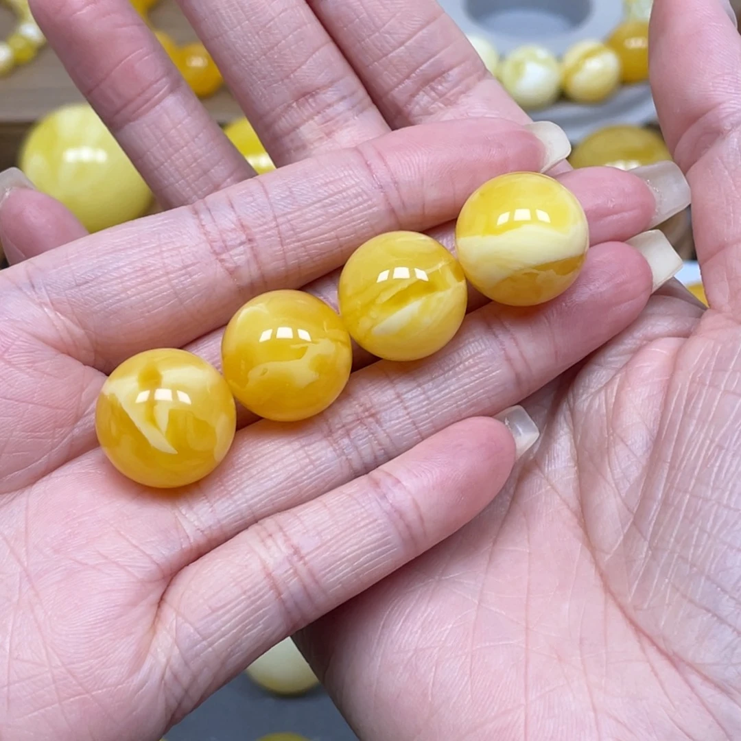 蜜蜡裸石未镶嵌靖*哥