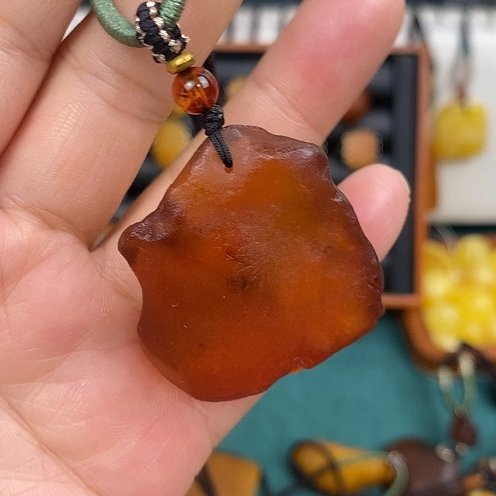 未镶嵌蜜蜡裸石吊坠