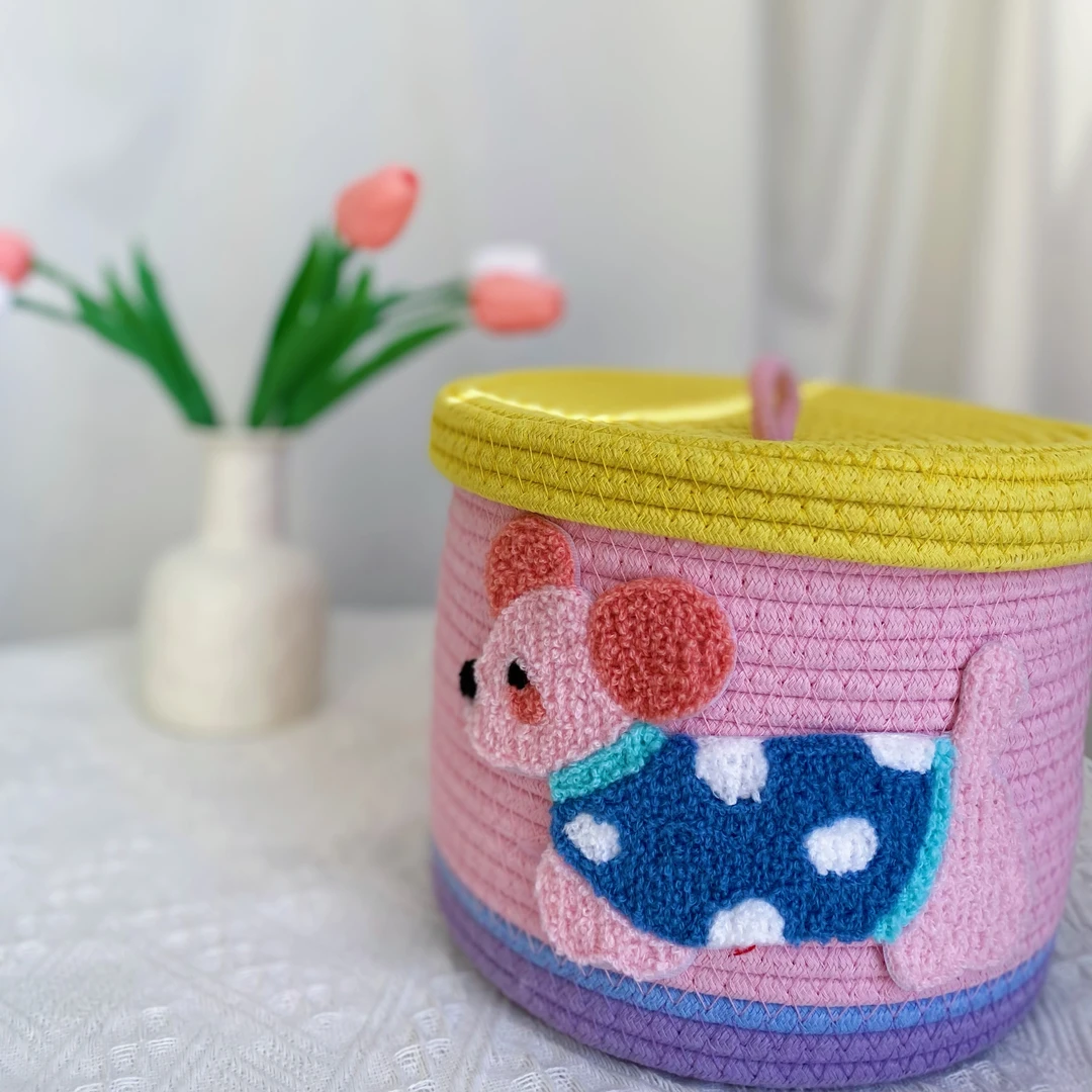 粉色波点小狗礼物盒子带盖家用化妆品收纳筐