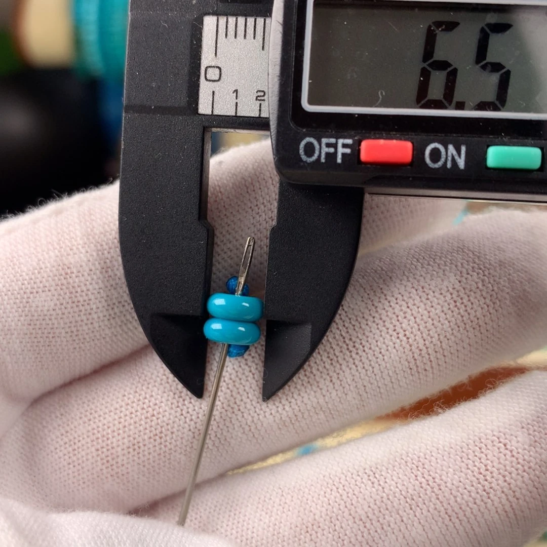 C***）绿松石未镶嵌挂件