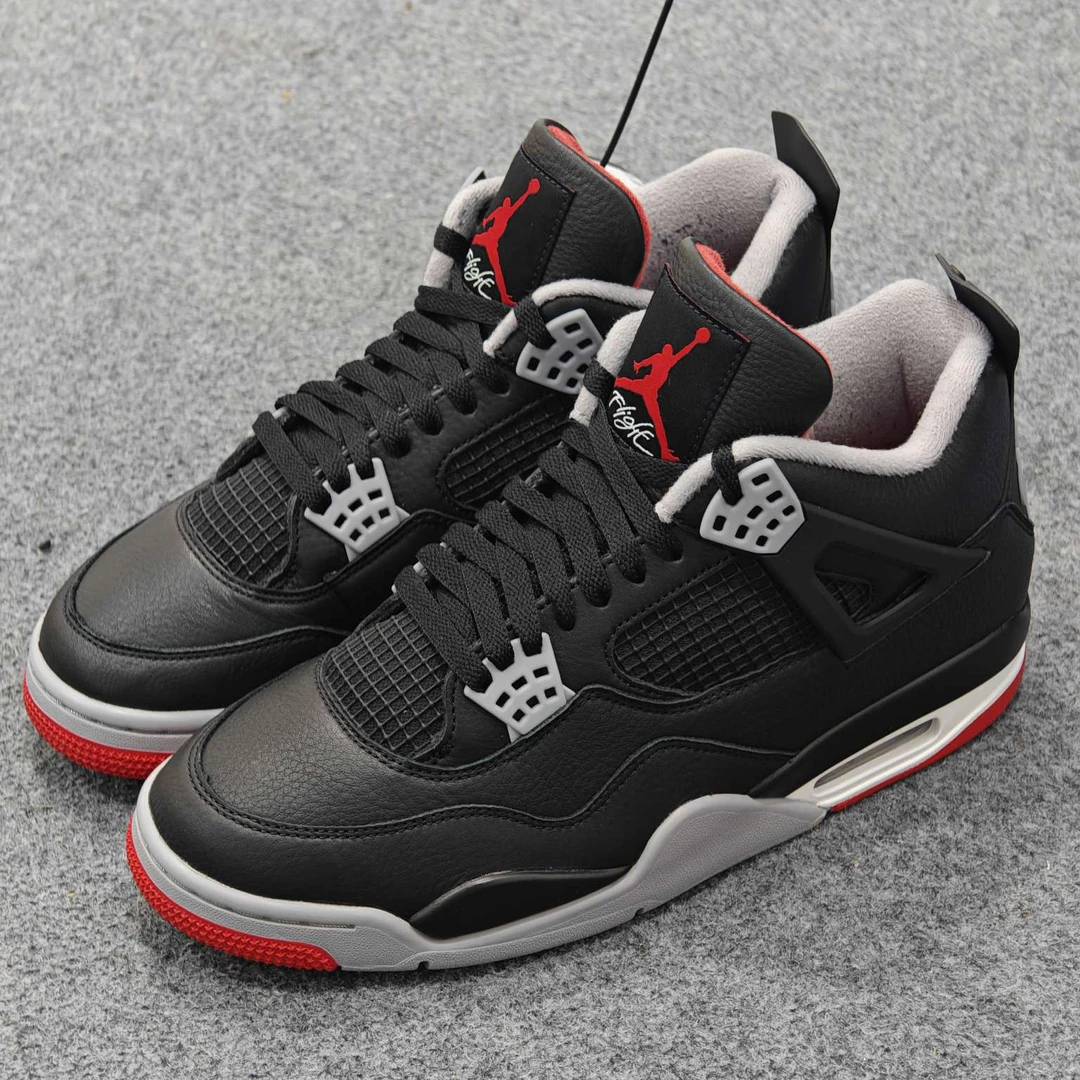 99新 AIR JORDAN aj4黑红 44码原盒 ww0309