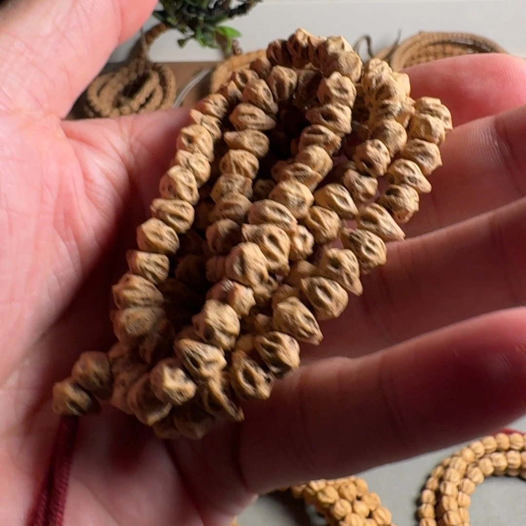 柏香籽/百香籽吊坠7毫米满坑蛇头